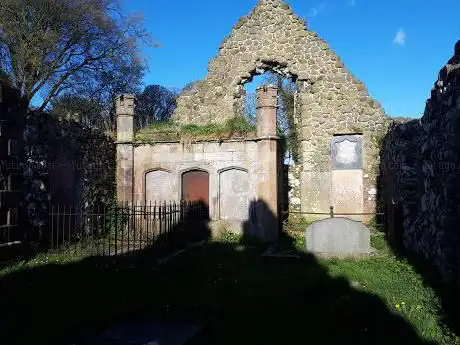 Photo de Templecorran Church & Graveyard