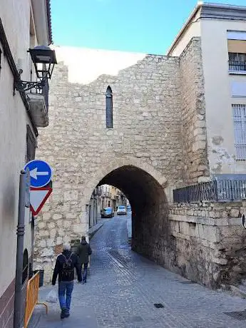 Photo de San Lorenzo's Arch