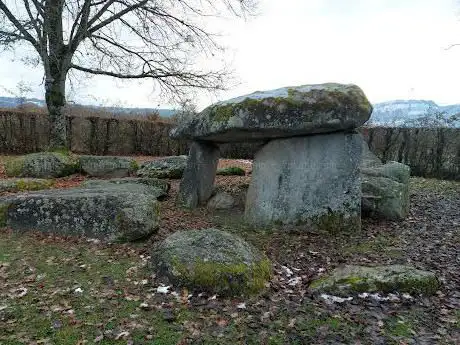 Photo de Pierre-aux-Fées (Reignier)