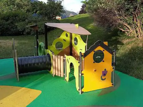 Photo de Aire de jeux - La Salle