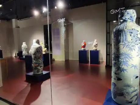 Nilufar Gallery