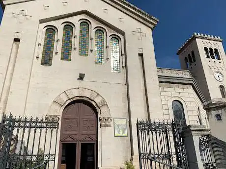 Photo de Church of Saint Luke