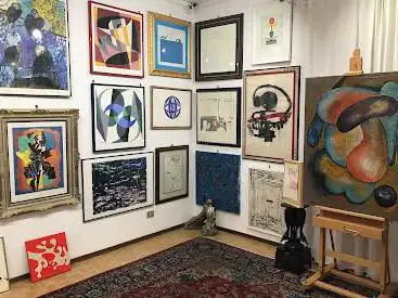 Photo de Gutan Art Gallery