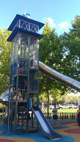 Photo de VÃctimas Del Terrorismo Park