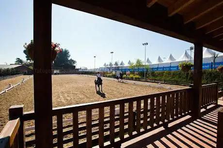 Photo de Centro de entrenamiento y escuela de equitación Barcelona Horses School