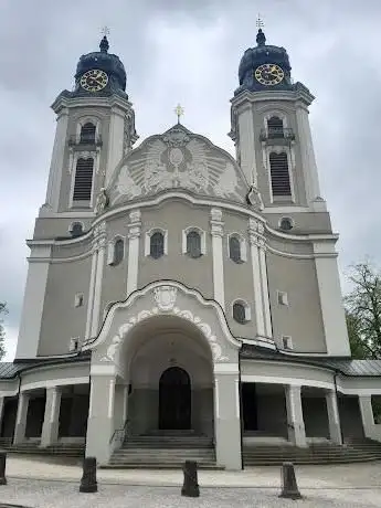 St Peter & St Pauls Catholic Church