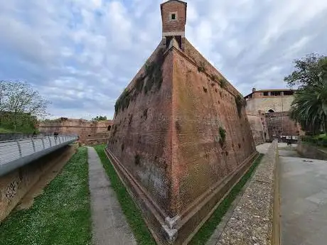 Photo de Bastione Fortezza
