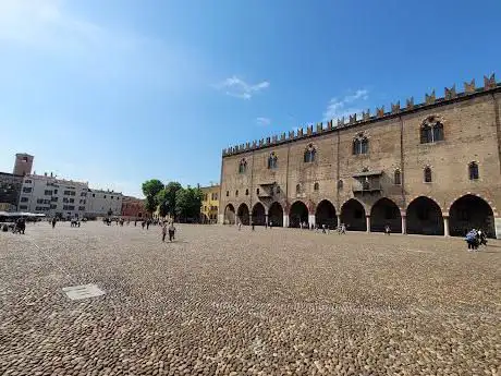 Photo de Palazzo del Capitano