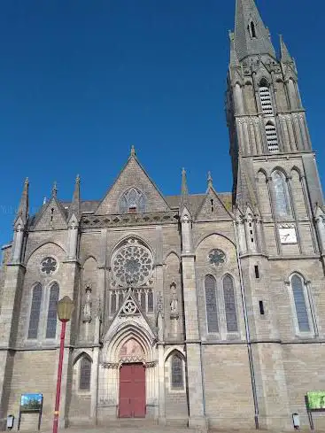 Photo de Église Saint-Pierre et Saint-Paul