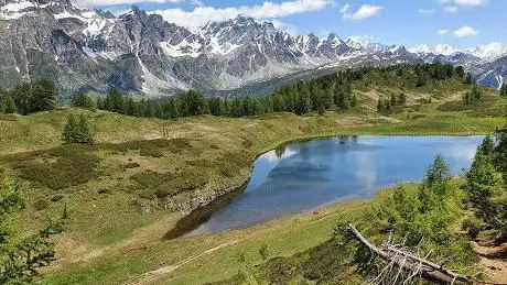 Photo de Lago Del Sangiatto Superiore