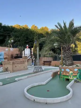 Photo de Garden Golf