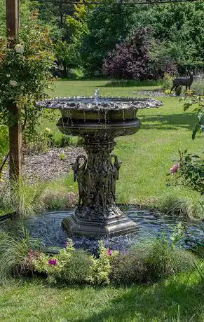 Photo de HOME AND GARDEN UK LTD
