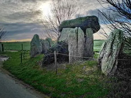 Dolmen de Tréguelc'hier