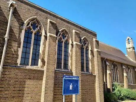Photo de St Augustine's Church Tooting