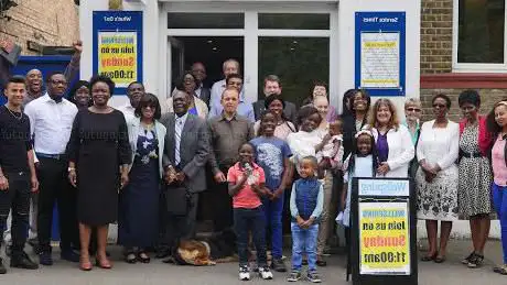 Photo de Wellspring Pentecostal Church (Welling)