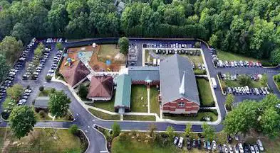 Photo de Staples Mill Road Baptist Church