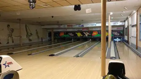 Bowling Eden Mol
