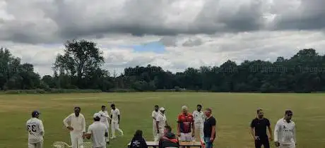 Photo de Earlswood Ring Cricket Ground