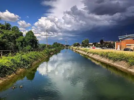 Photo de Ciclabile Villoresi Limbiate