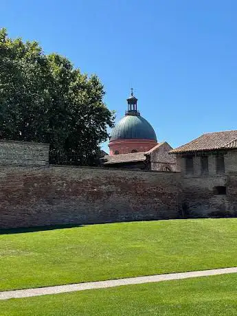 Photo de Raymond VI Garden