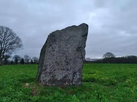 Menhir dit de La Pierre des Fées