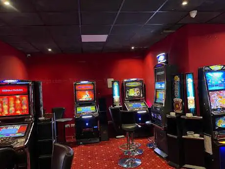 Eldorado Sala Giochi - SLOT - VLT di Zhou Sanxiong