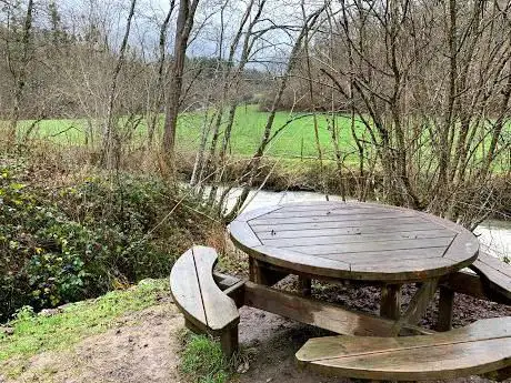 Aire de pique nique Machine à Eau de Sommières