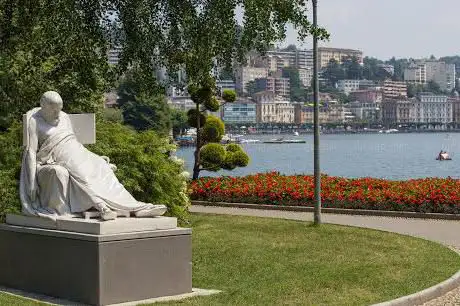 Photo de Statua del Socrate morente