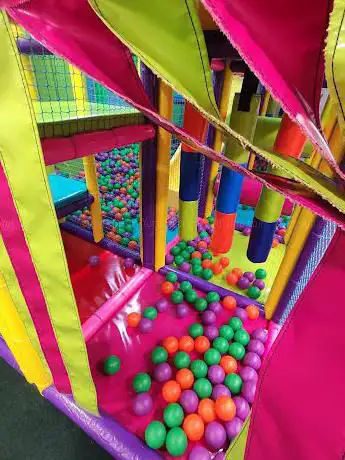 Photo de World Children Parque de Bolas