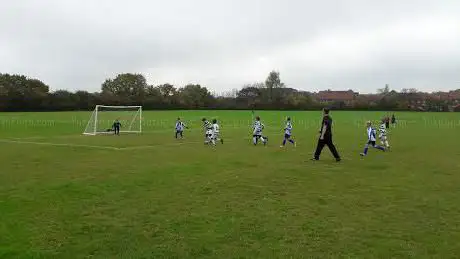 Photo de Barnhall recreation ground