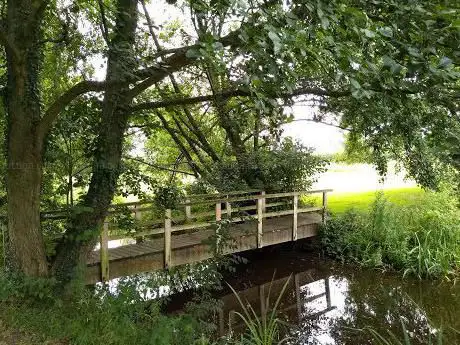 Hen Gwrt Moated Site