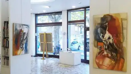 Photo de Edarcom Europe Contemporary Art Gallery