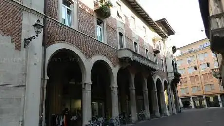 Via Roma