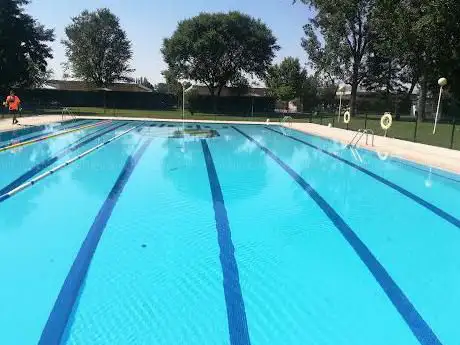 Photo de Academia Piscinas MIR
