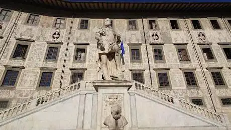 Monument à Cosme Ier
