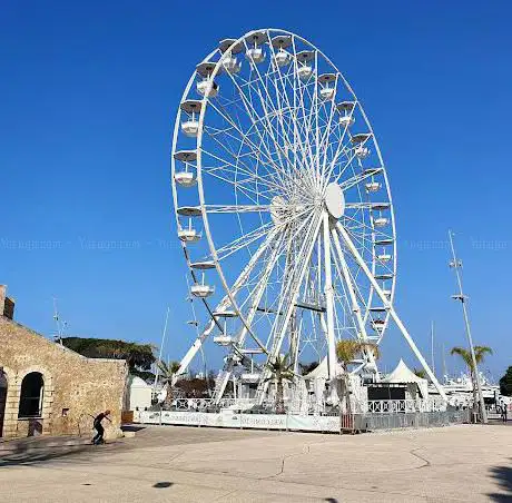 Esplanade du Pré des Pêcheurs