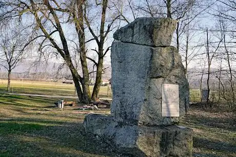 Photo de Denkmal Internierten-Lager Häftli - Büren
