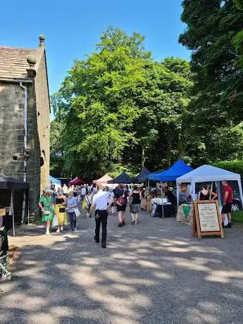 Photo de Monthly Farmers Market
