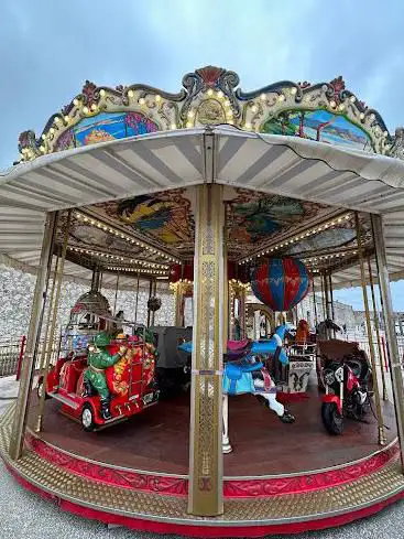 Azur Carousel