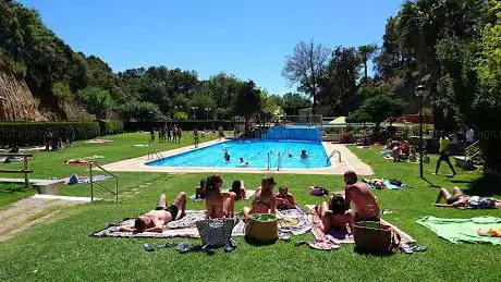 Photo de Piscina Del Caravaning Club Sant GenÃs De Palafolls