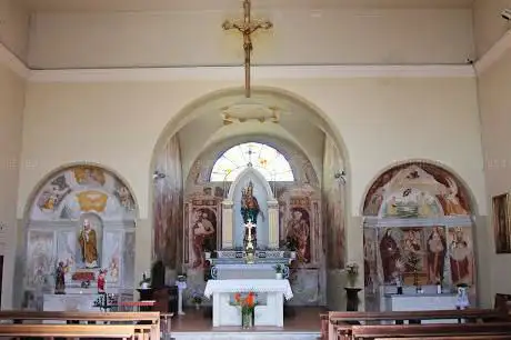 Photo de Church of Saint Mary