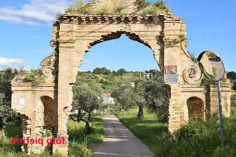 Photo de Arco di San Biagio