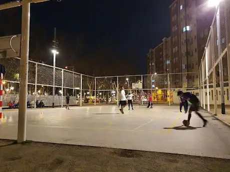Photo de Pista de futbol/bàsquet
