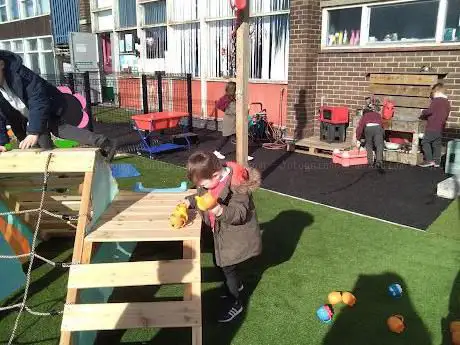 Photo de Wee Chicks Childcare North Belfast