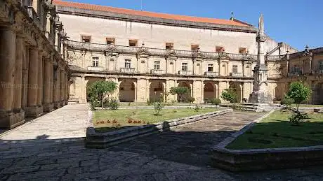Photo de Monastery of Santa Clara-a-Nova