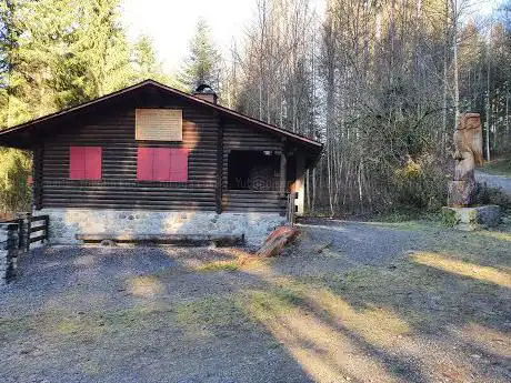 Photo de Waldhütte Stierenberg der Ortsbürgergemeinde Menziken
