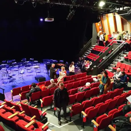 Photo de Cultural Center Jean Vilar