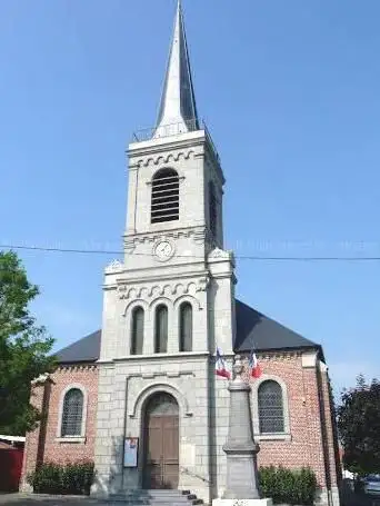 Photo de Église catholique Saint-Amand à Férin