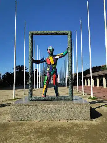 Photo de Estàtua del parc del Port OlÃmpic