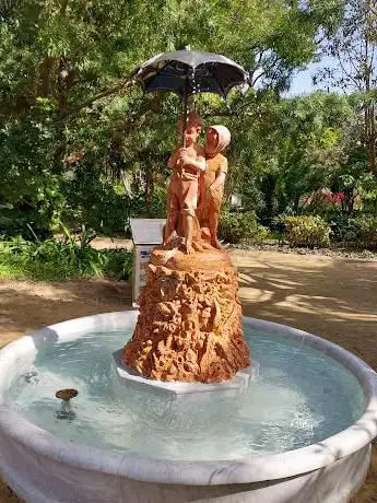 Photo de Fuente de los Niños del Paraguas